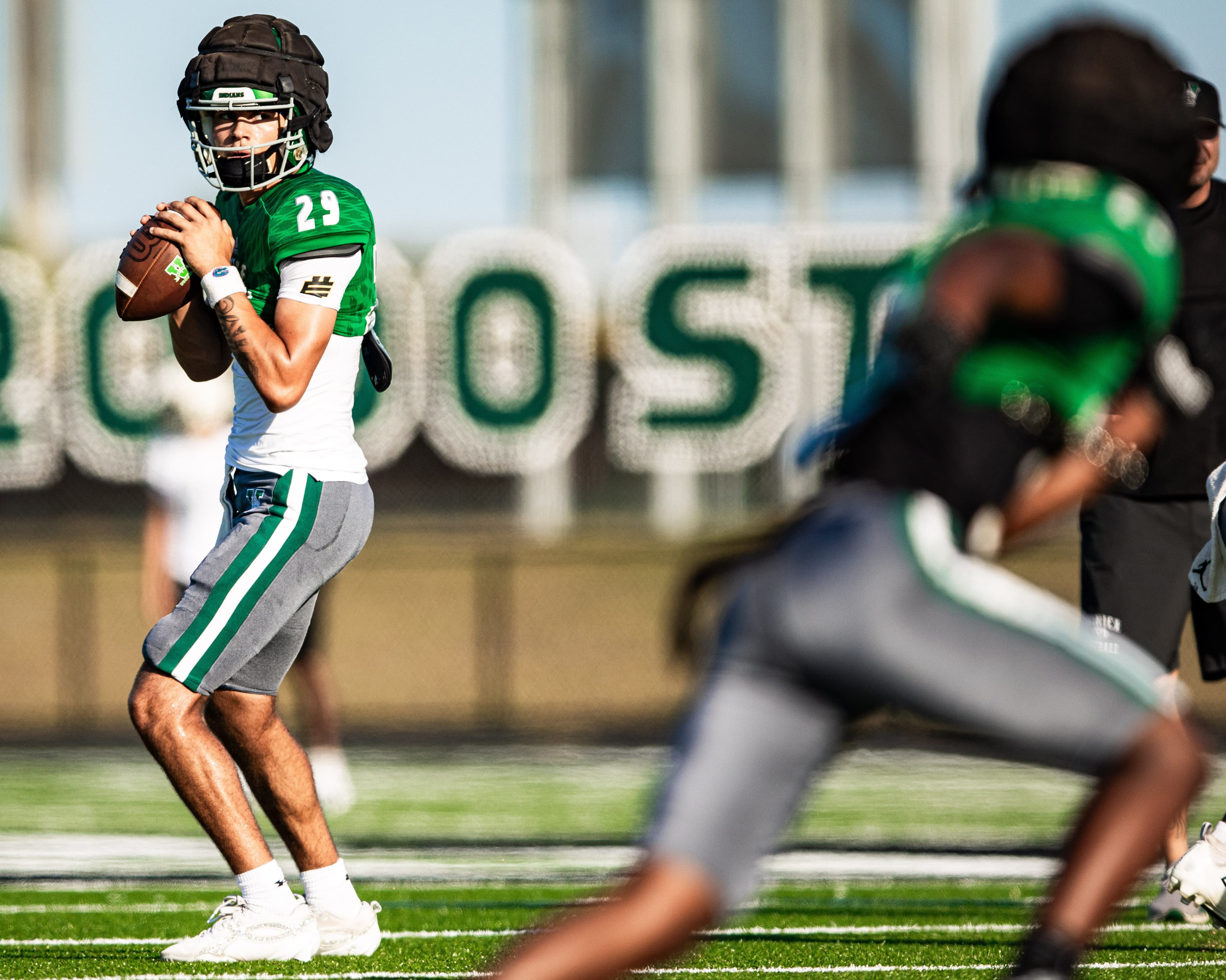 Venice holds Green vs. White football scrimmage, hoping iron sharpens iron