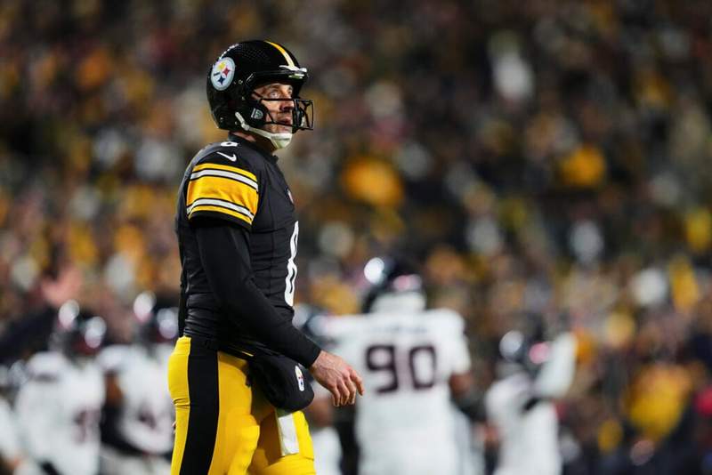 Aaron Rodgers wants privacy as Steelers farewell season spotlight grows