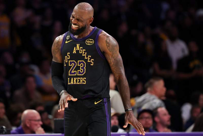 LeBron James has a surprising reaction to his viral reverse dunk vs. Houston Rockets