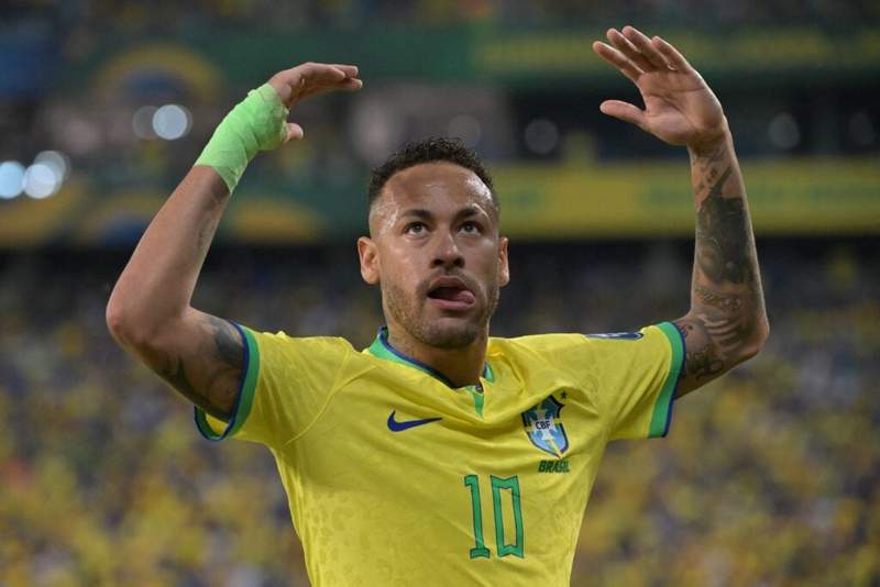 Rio Ferdinand sends message to Carlo Ancelotti over Neymar decision ahead of the World Cup