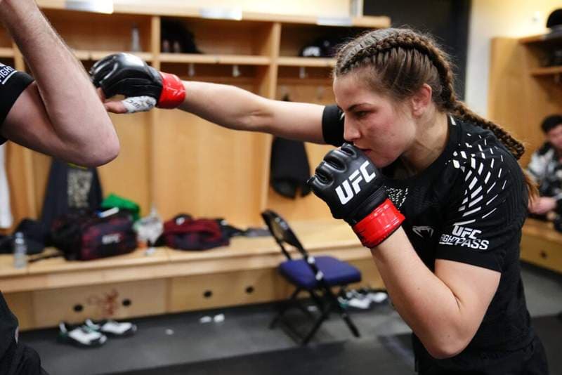 Jasmine Jasudavicius responds to talk of fighting at UFC Winnipeg with banned item in her mouth