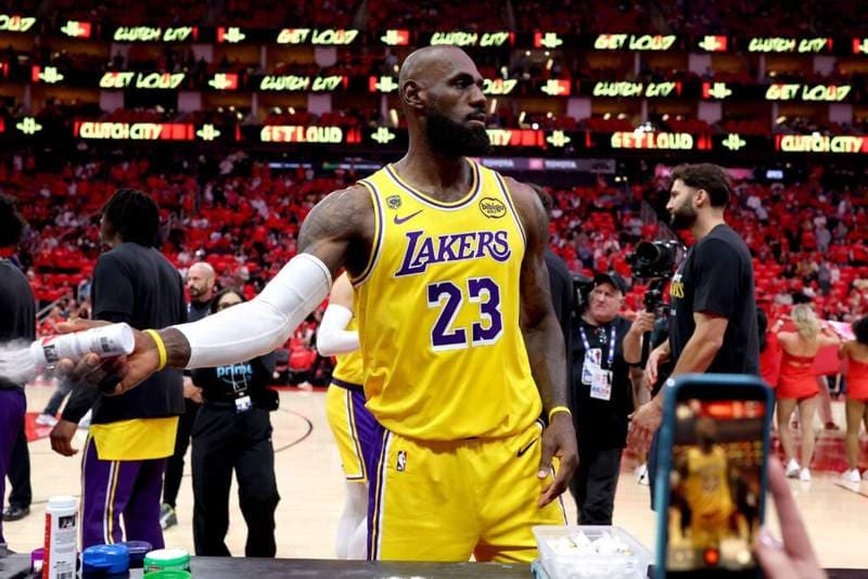 LeBron James on brink of tying Kareem Abdul-Jabbar’s legendary playoff record
