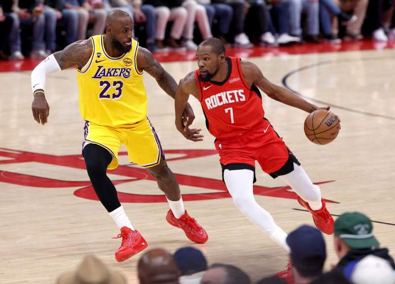 LeBron James weighs in on Kevin Durant duel but highlights another Rockets factor