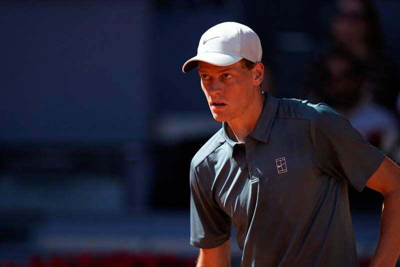 Jannik Sinner’s stunning confession has fans freaking out — Is Carlos Alcaraz or Alexander Zverev next?