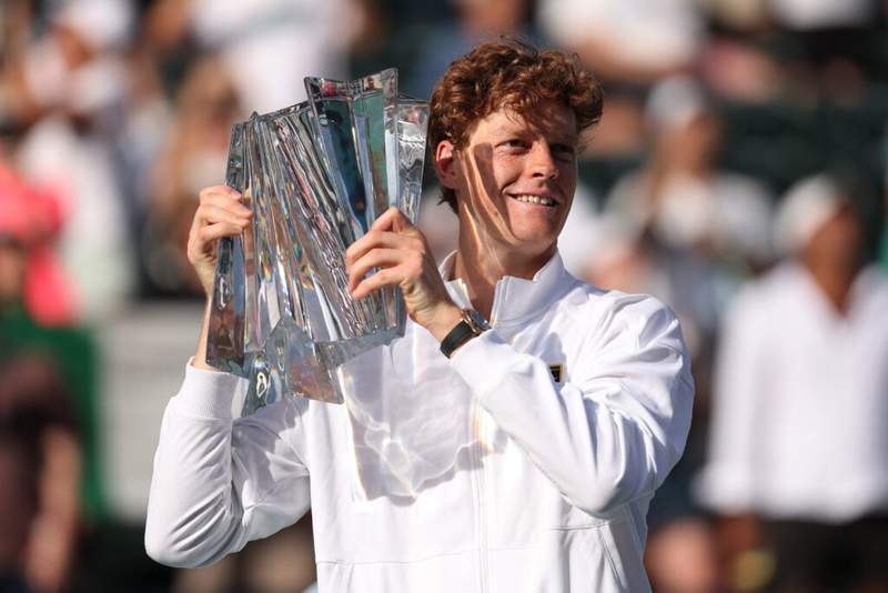 Warm Welcome Surprises: Jannik Sinner's Apology Warms Up Kimi Antonelli's Arrival in Indian Wells