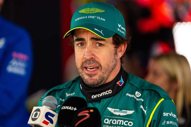 Aston Martin figure thought Fernando Alonso would have retired years ago
