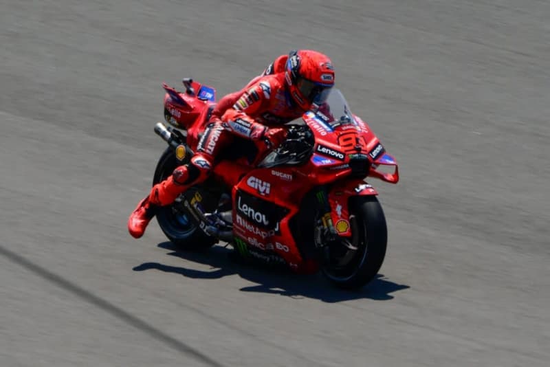 New Headline: Sylvain Guintoli's Thrilling Ducati Run Lights Up Jerez!