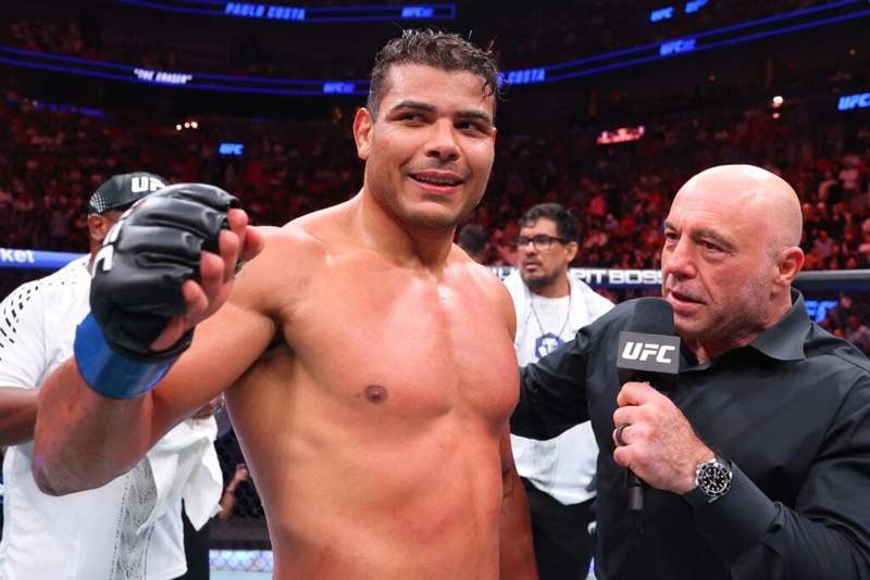 Paulo Costa warns Khamzat Chimaev over potential move to 205