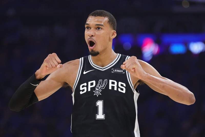 How Wembanyama’s clutch 3-Point shot echoes Stephen Curry’s magic