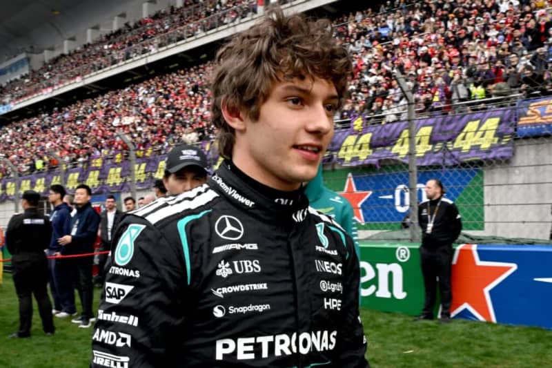 New Headline: Kimi Tanaka Takes Grand Prix Crown, Shatters Records!