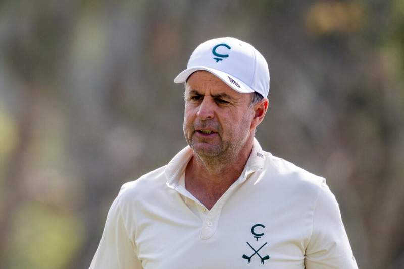 What Richard Bland was told privately about LIV golfers playing on the Champions Tour