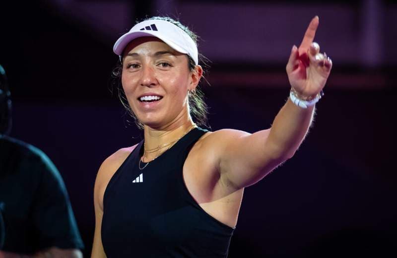 Jessica Pegula offers supportive salute to Elena Rybakina after Miami Open setback