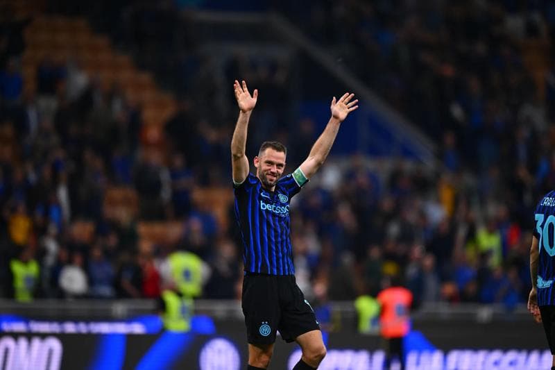 Martinez and De Vrij