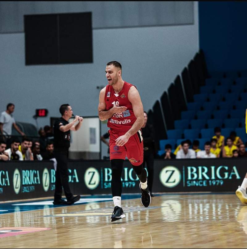 Israeli basketball player Raz Adam pronounced dead after car crash in Galilee Panhandle