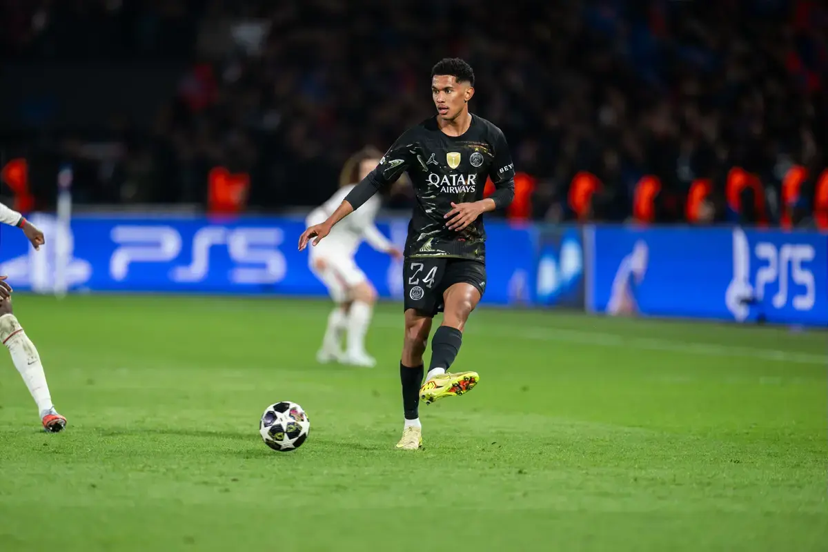 Arsenal eyes summer move for PSG teenager