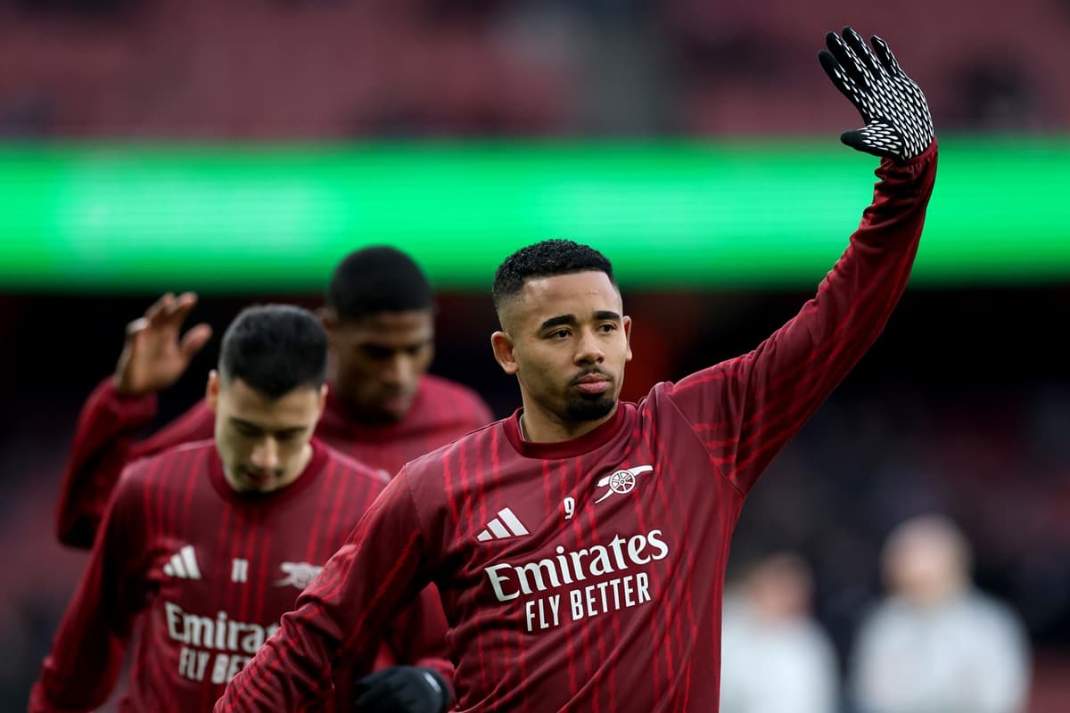 Arsenal puts two of their strikers on the market