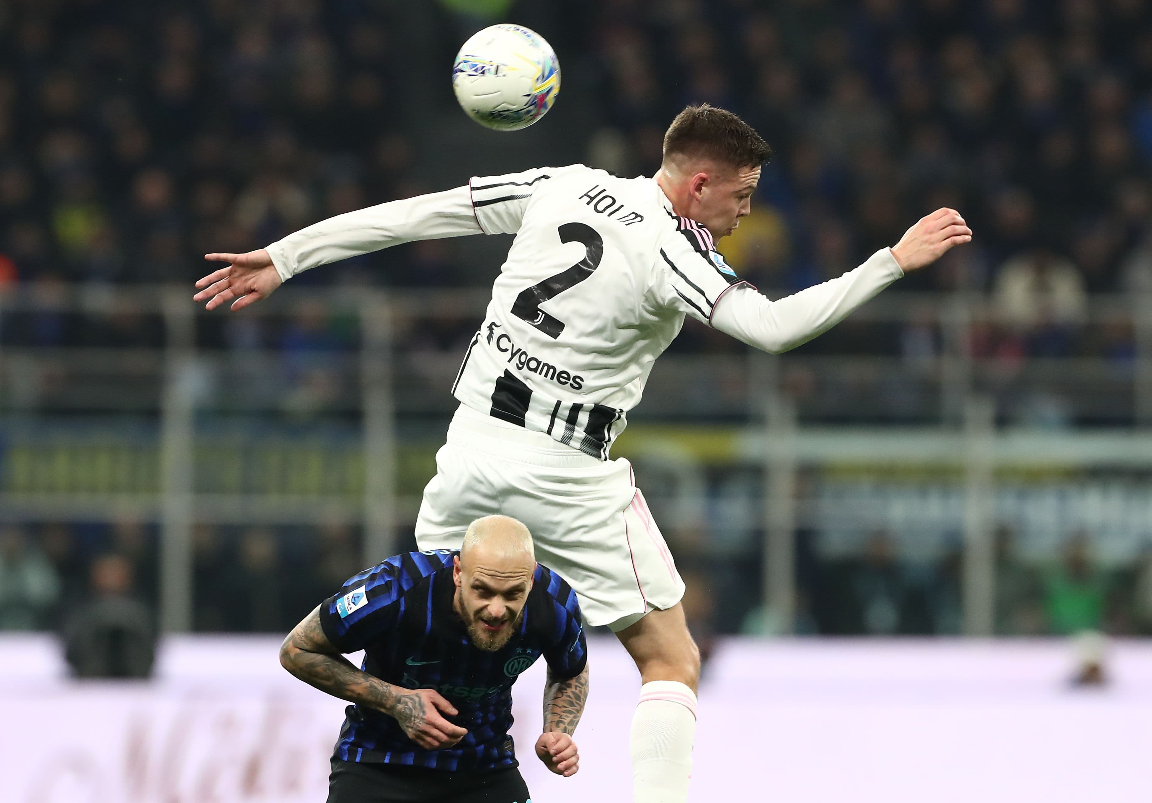 “I’m a lifelong supporter” – Holm honoured to wear Juventus legend’s shirt number