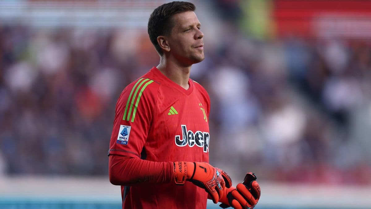 Wojciech Szczesny could help Lewandowski make a decision on Juventus