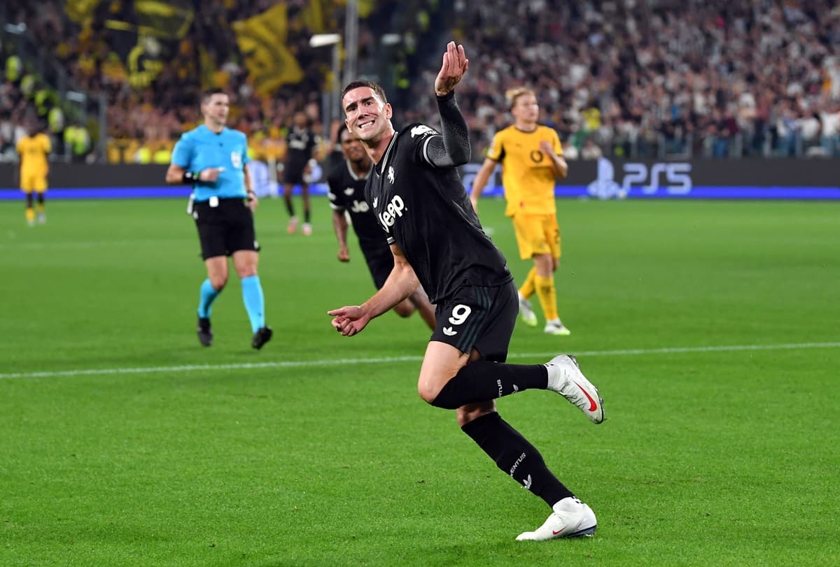 Opinion: Why Juventus might be wrong to keep Vlahovic