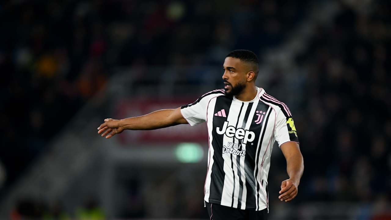 Maxime Gounon Embarks on Thrilling Fast Lap at Formula 1 Event!