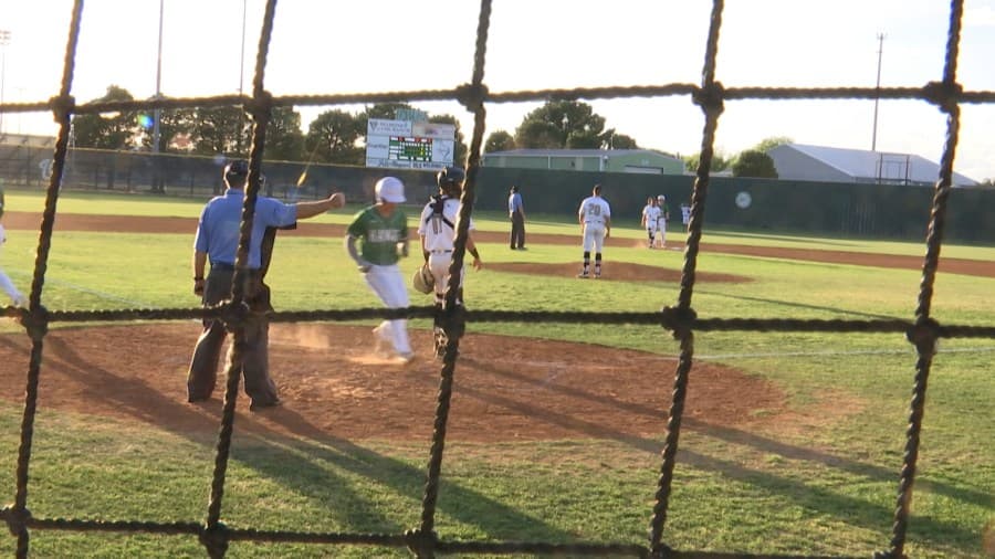 HIGHLIGHTS: No. 5 Wall Hawks’ 18-game win streak snapped by 5A Abilene High