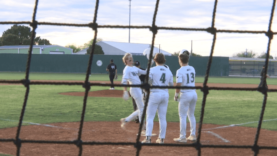 VIDEO: No. 5 Wall Hawks extend winning streak, gear up for regular season homestretch