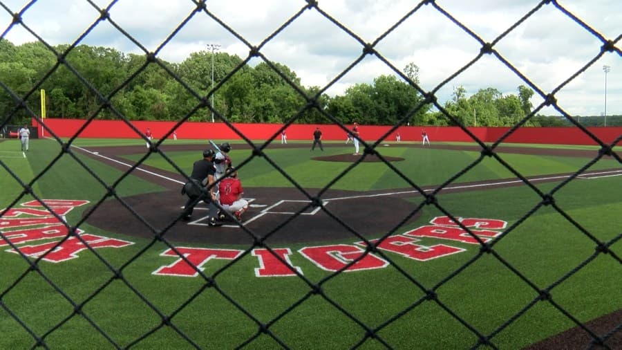 Ozark, Kickapoo advance to district title game