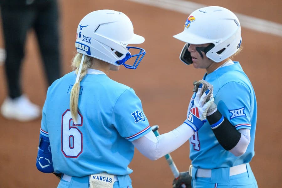 KU softball loses Game 1 to Oklahoma State