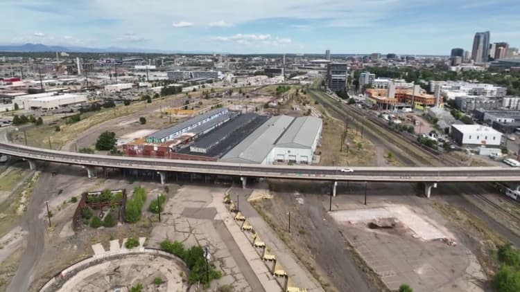 State reveals purchase price for Denver Broncos stadium site, deal closing deadline