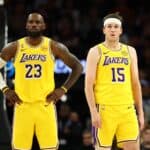 Lakers Could Re-Sign LeBron James If He Takes Pay Cut: Report