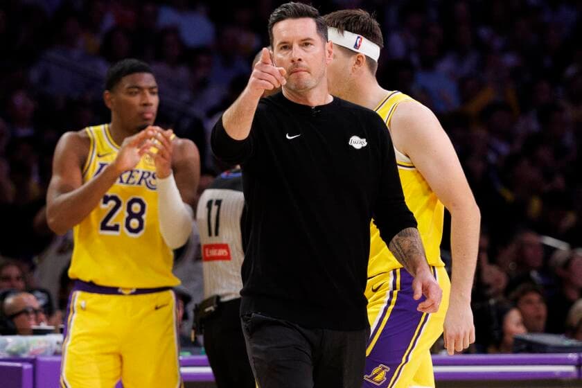 'The task at hand': How Lakers coach JJ Redick stays focused