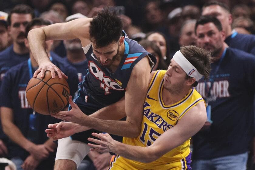 Lakers again falter after halftime in Game 2 loss to the Thunder