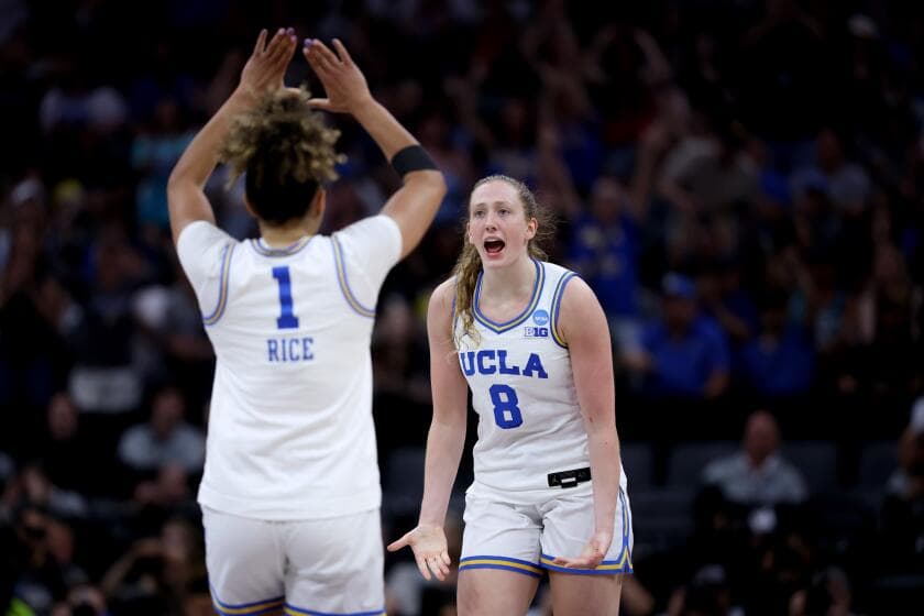 It's 'all or nothing' for UCLA seniors chasing NCAA women's basketball title
