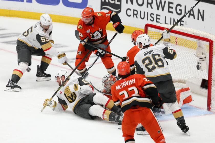 Ducks' storybook season comes to an end with Game 6 loss to Golden Knights