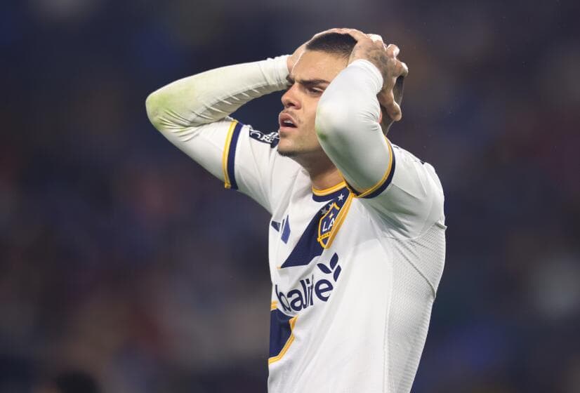 Galaxy's early-season struggles continue in frustrating loss to Minnesota