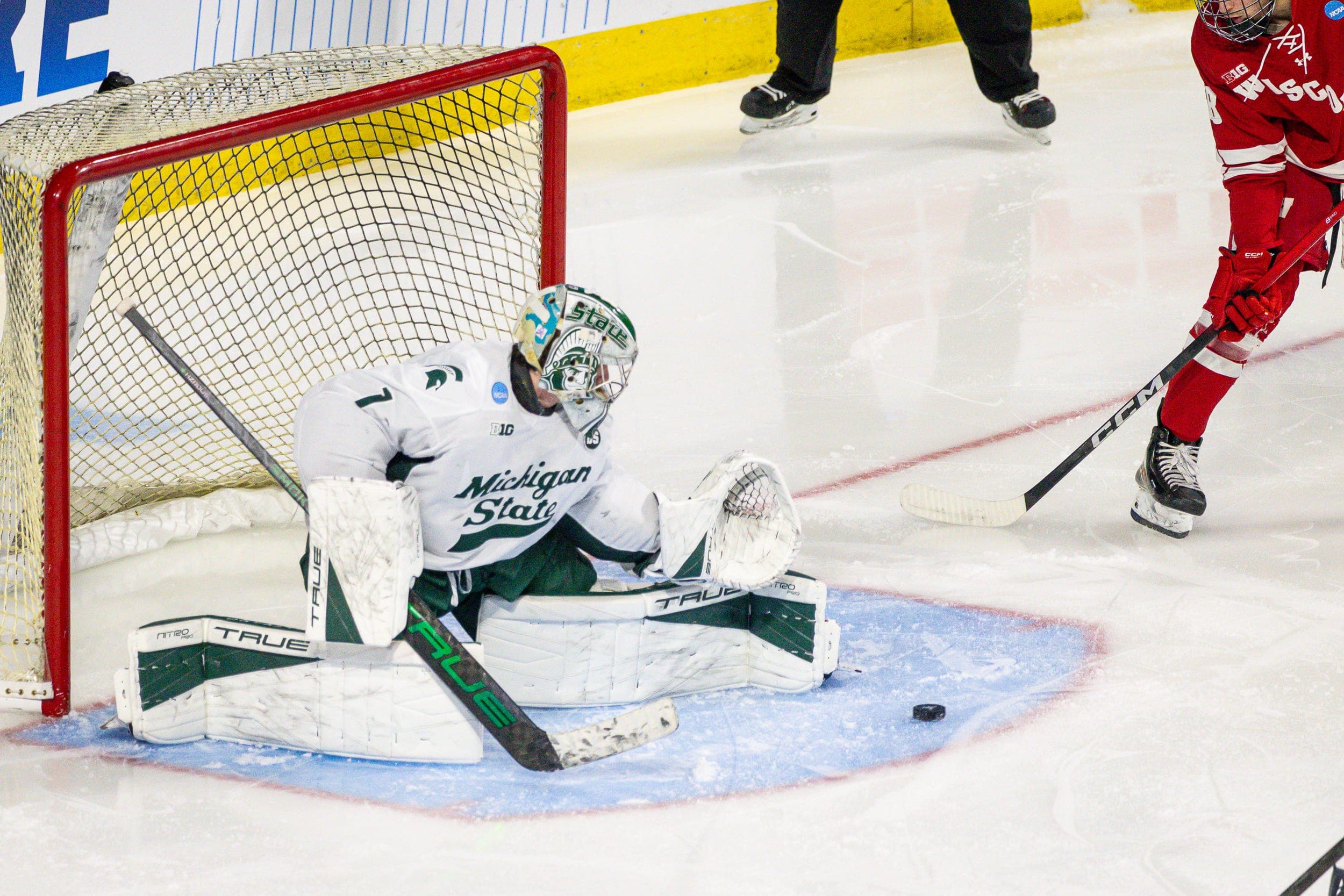 MSU hockey's season ends in heartbreaking overtime loss to Wisconsin