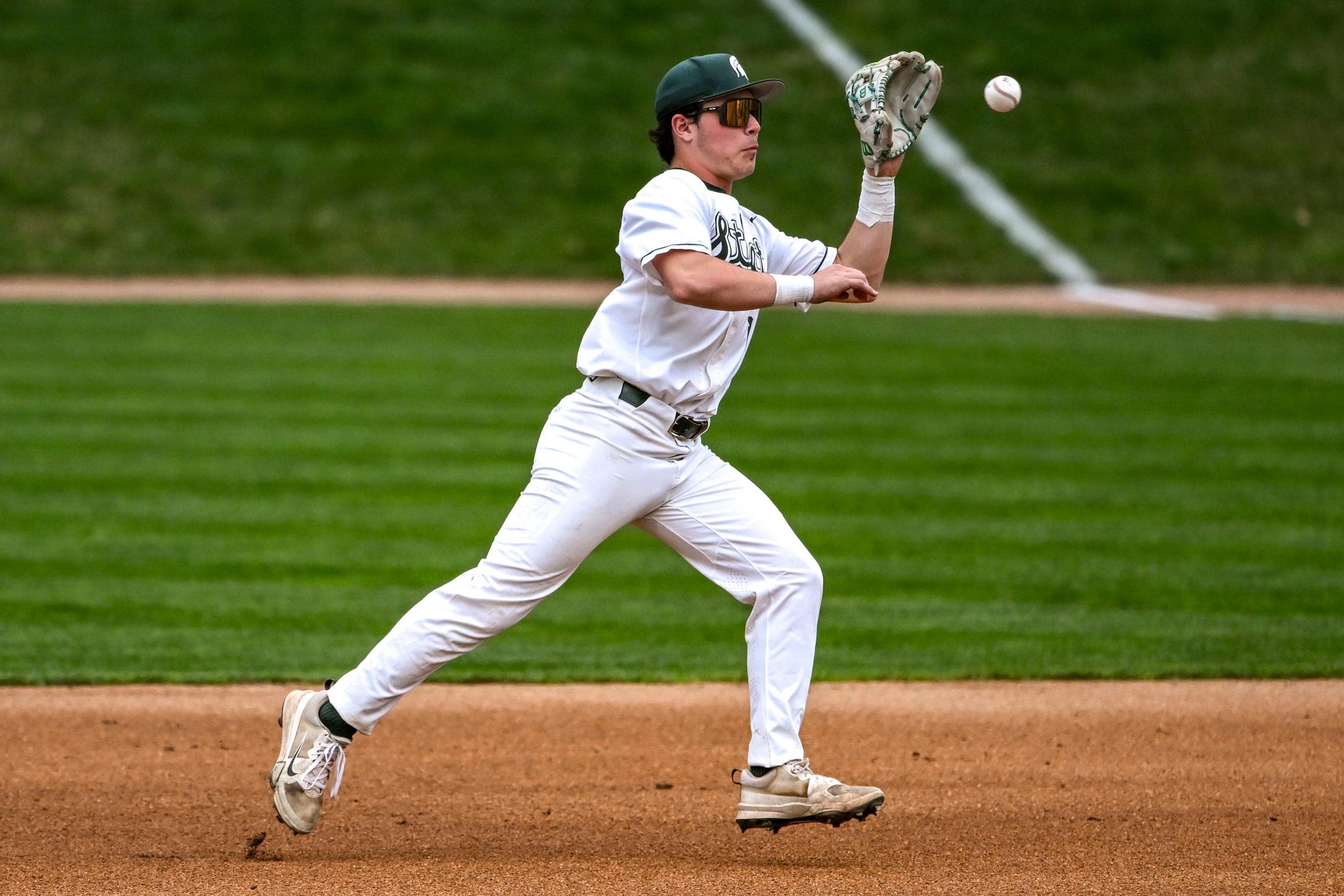 MSU baseball pulls off second Big Ten tourney upset in 4-3 win over Iowa