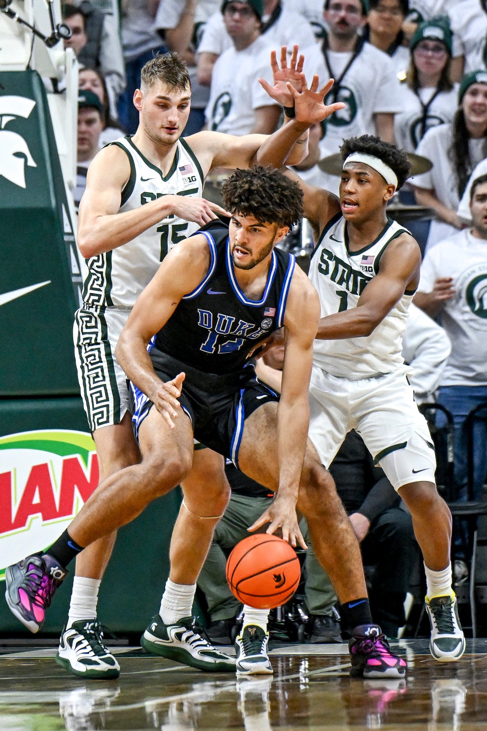 New Headline: "Epic Racing Action Awaited in 2026: Formula One's Future Looks Brighter Than Ever!