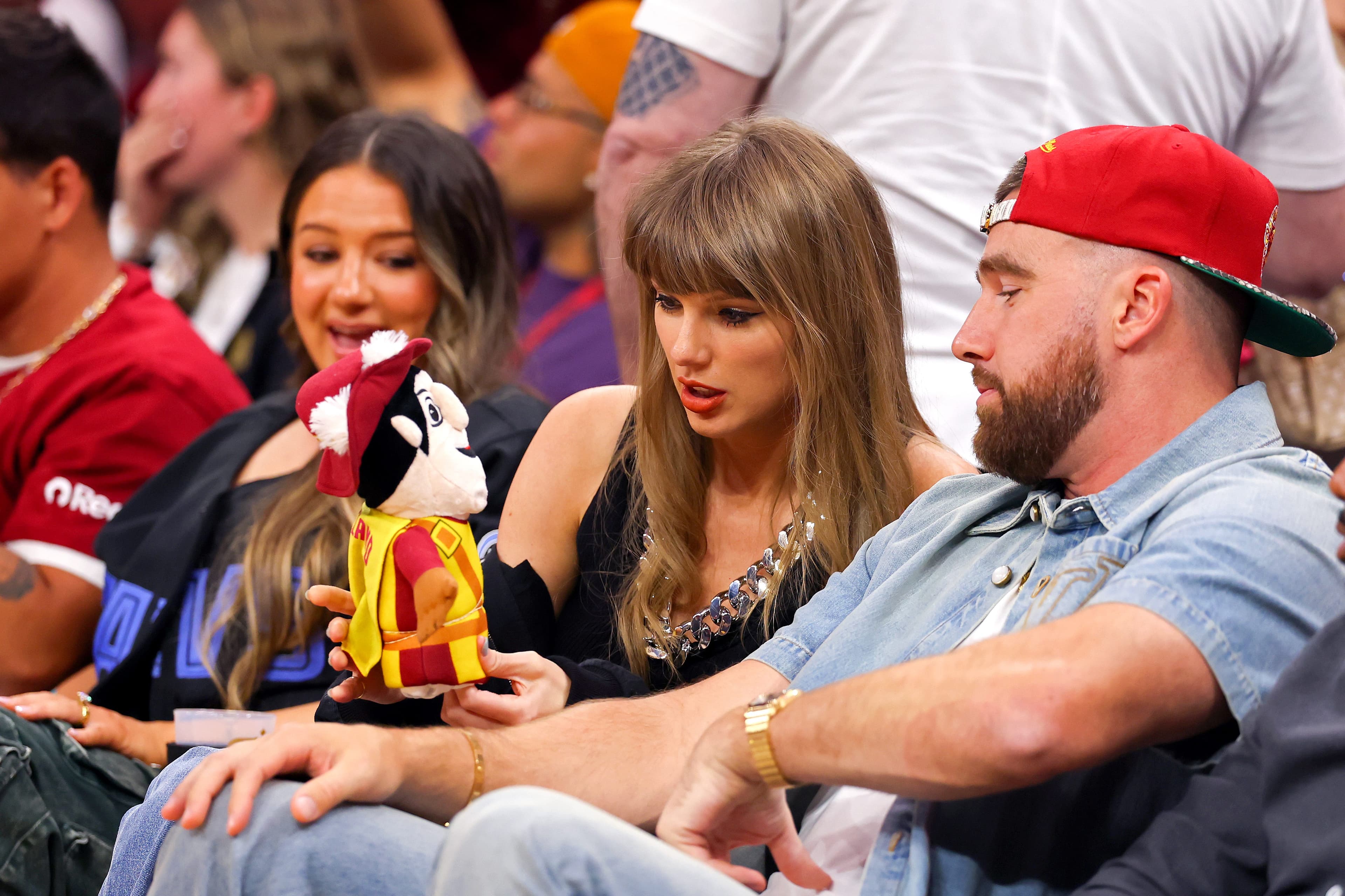 Taylor Swift and Travis Kelce attend Game 3 of Knicks-Cavs playoff series