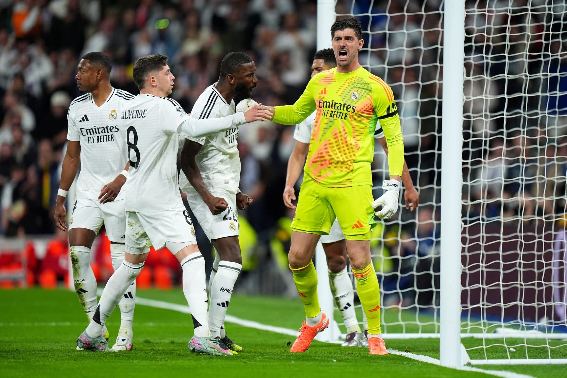 Real Madrid dressing turns against struggling midfield ace; wants him to be sold this summer