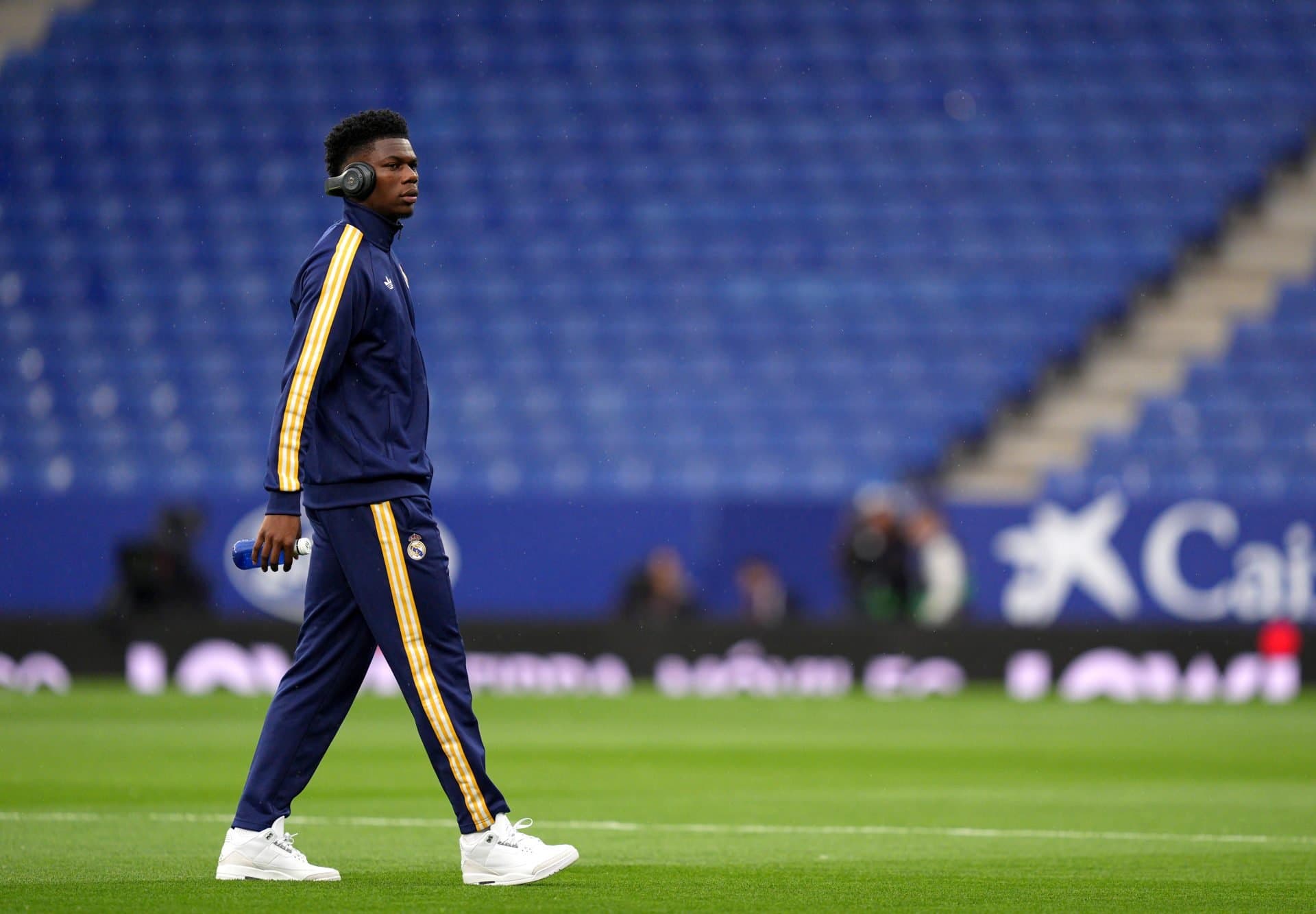 Manchester United ‘in ‘love’ with Real Madrid midfielder; club opposing departure