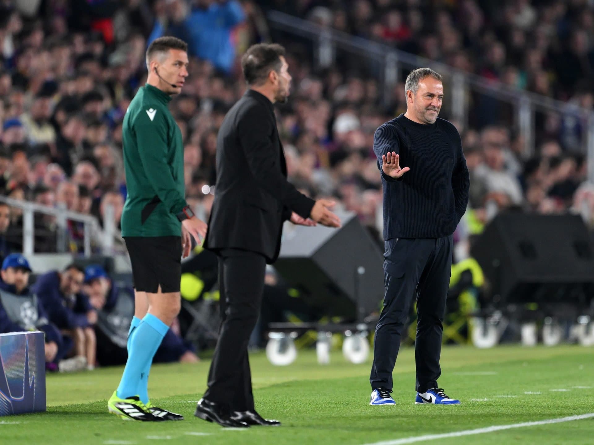 Barcelona manager shares his opinion on dressing room tension at Real Madrid: ‘If that ever happened here…’