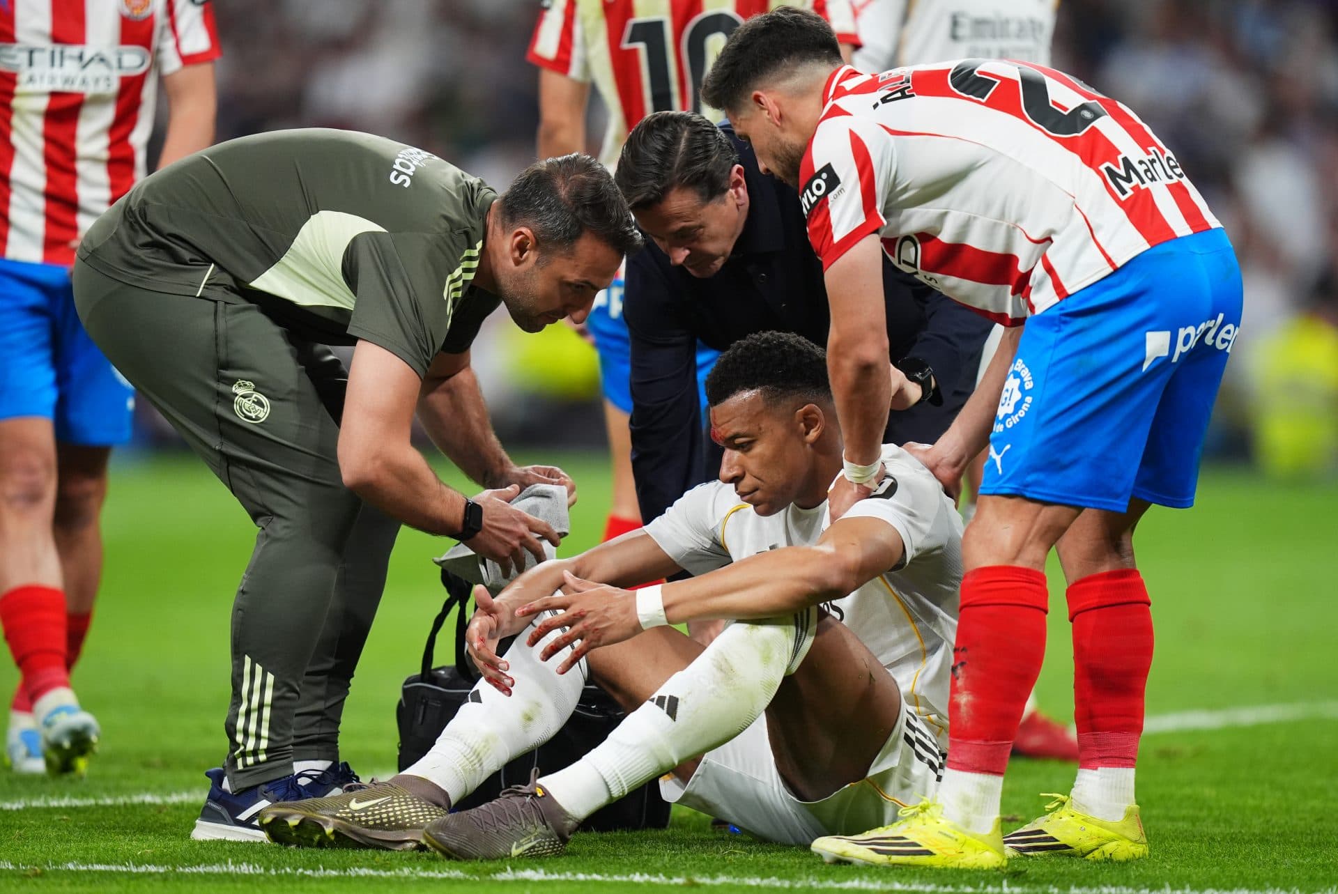 Watch: Real Madrid superstar left bloodied after nasty blow in Girona draw