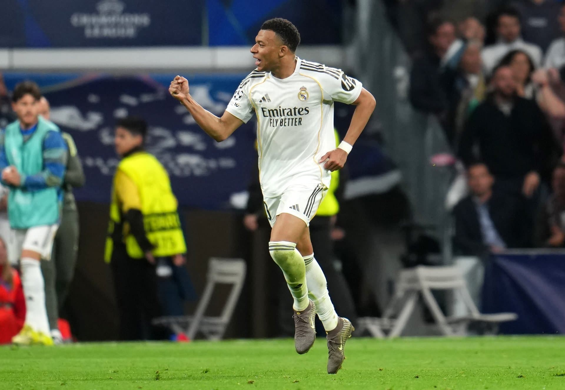 Real Madrid superstar to undergo further tests before El Clasico; veteran ace ready to return