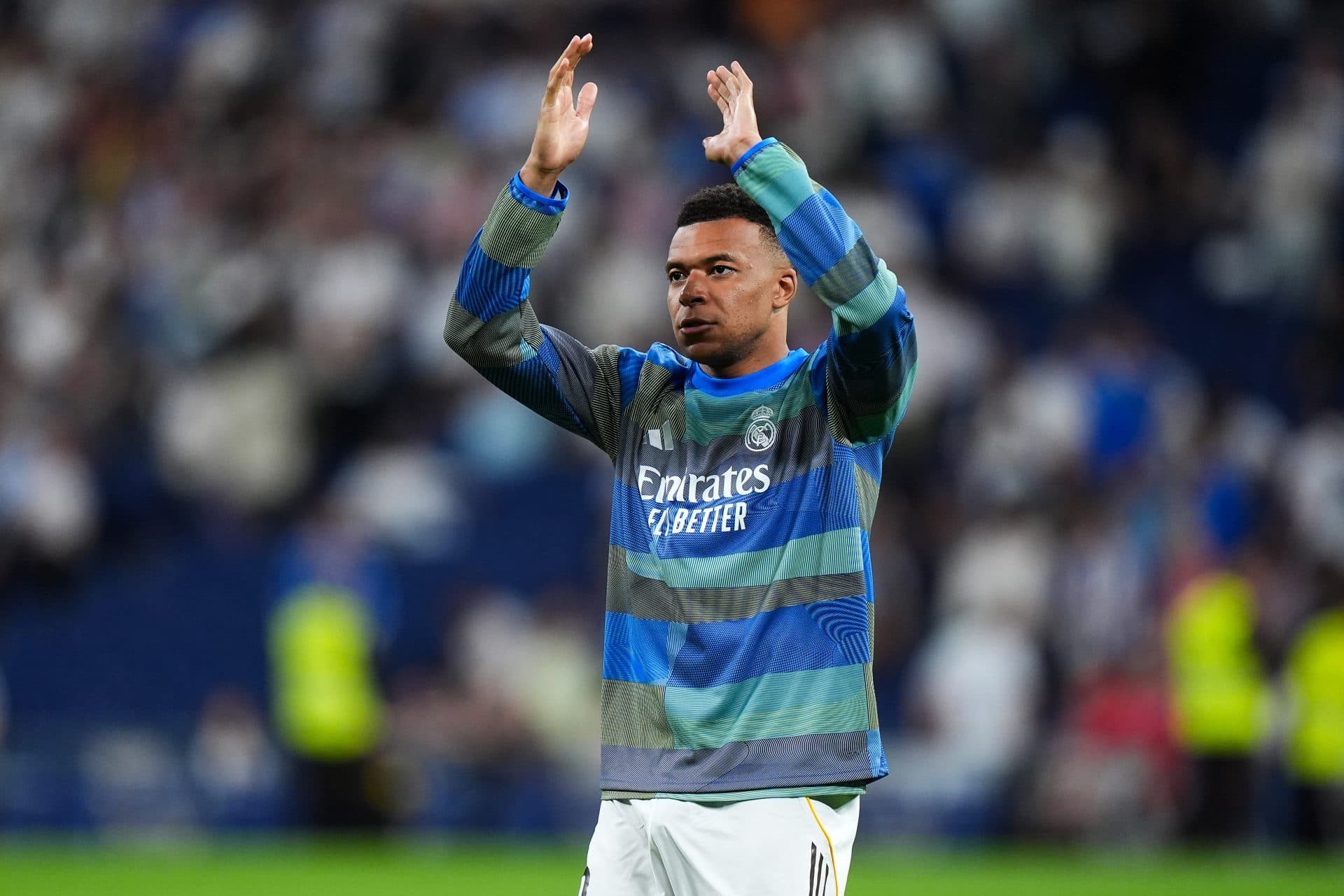 Real Madrid superstar back in group training ahead of Bayern Munich clash