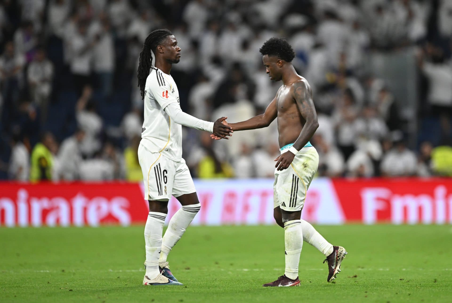 Watch: Real Madrid duo faced Santiago Bernabeu’s wrath in Alaves win