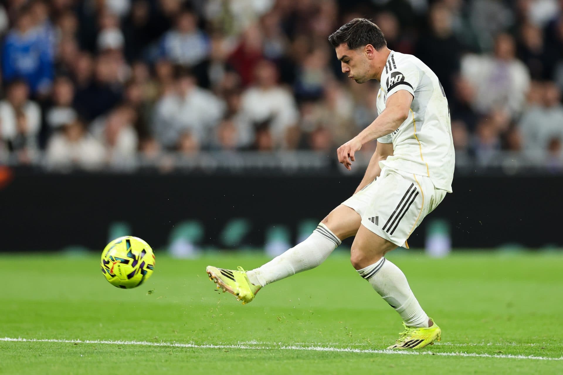 Borussia Dortmund lodge enquiry for 26-year-old versatile Real Madrid star – report