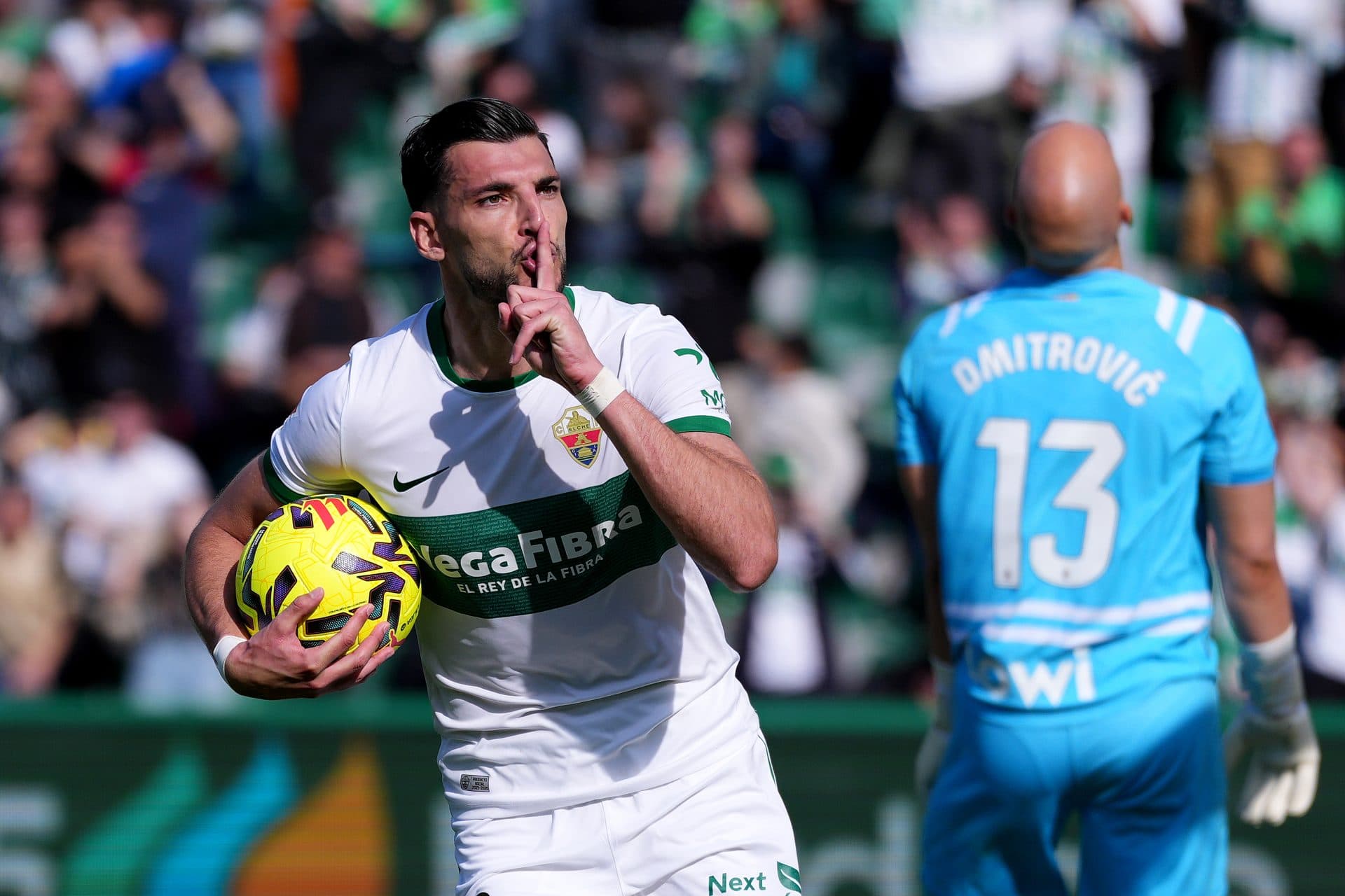Elche's superstar says CR7 is king of midfield worldwide
