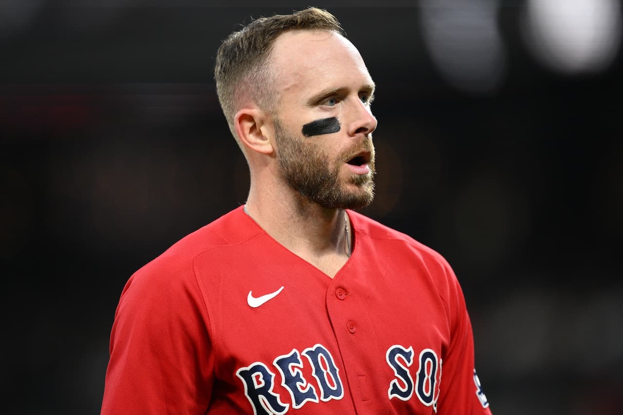 Red Sox to place Trevor Story on IL, recall versatile infielder from Worcester
