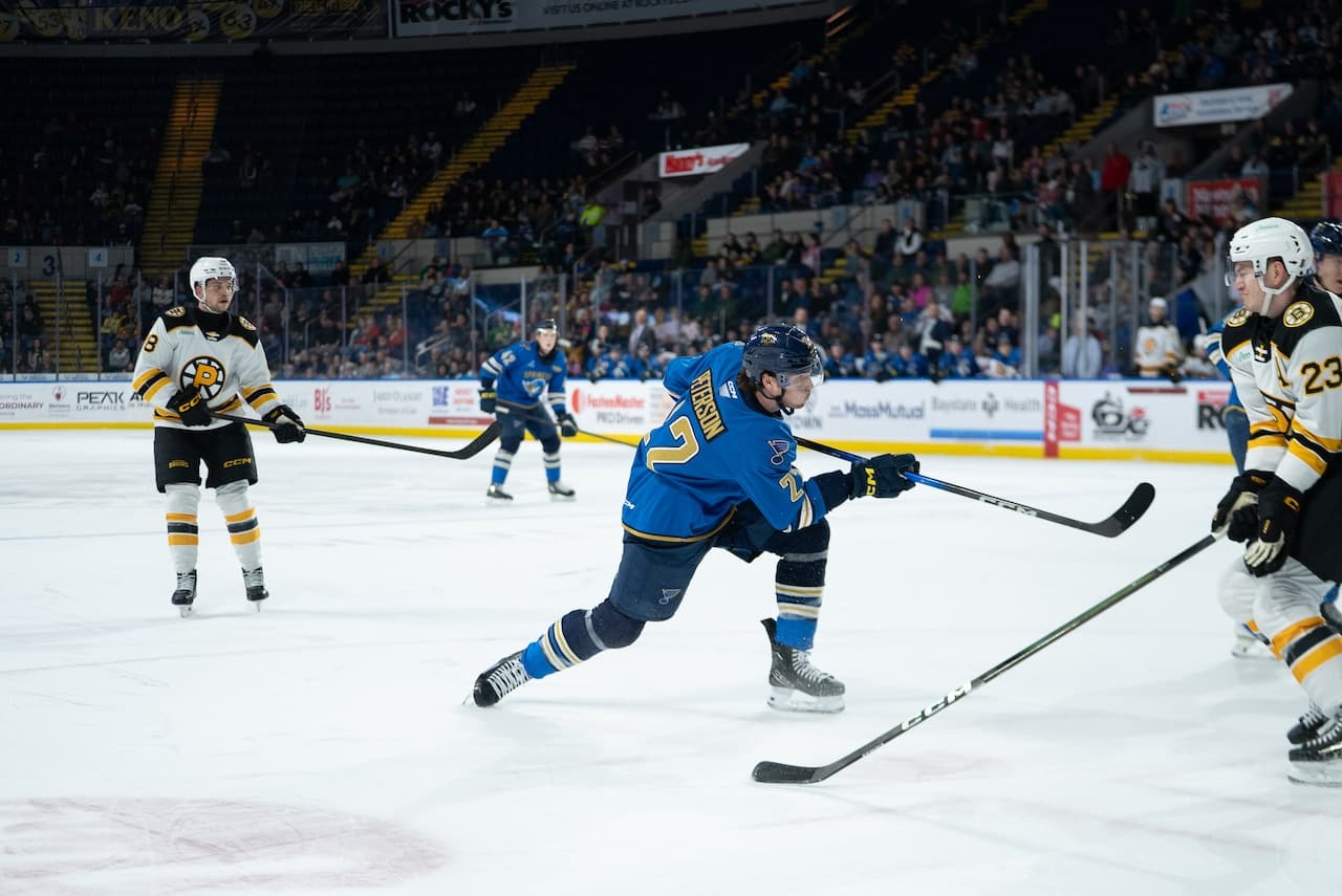 Springfield Thunderbirds miss prime opportunity against first-place P-Bruins